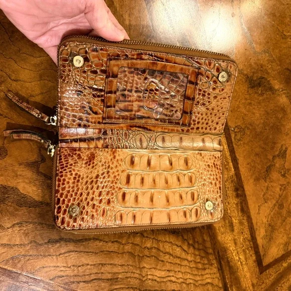 Brahmin Organizer Wallet, Like New - Picture 6 of 7